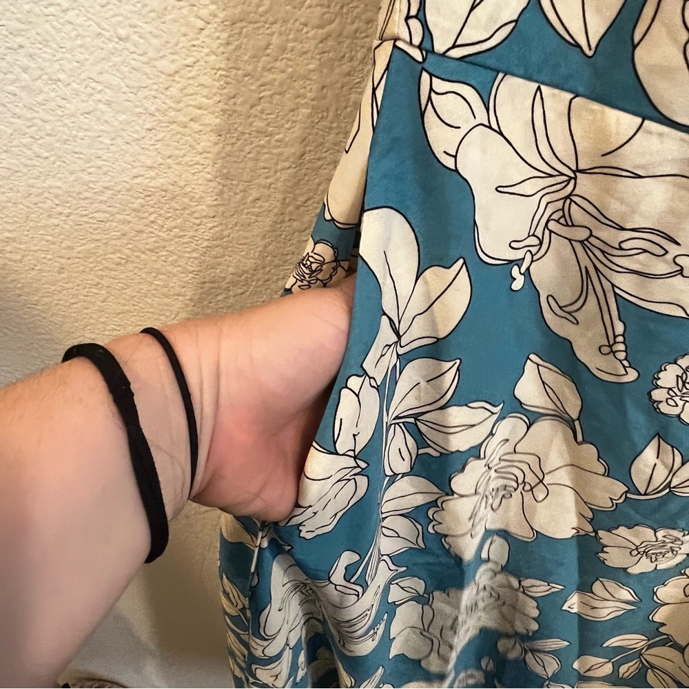 Unique Vintage blue & white floral bouquet swing halter dress size 1X/16 pockets - Picture 7 of 13